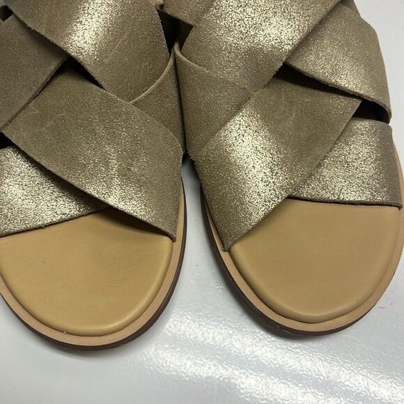 Clarks Willow Art Champagne Women’s Slip-on Flat Sandals- 9M - Picture 5 of 8